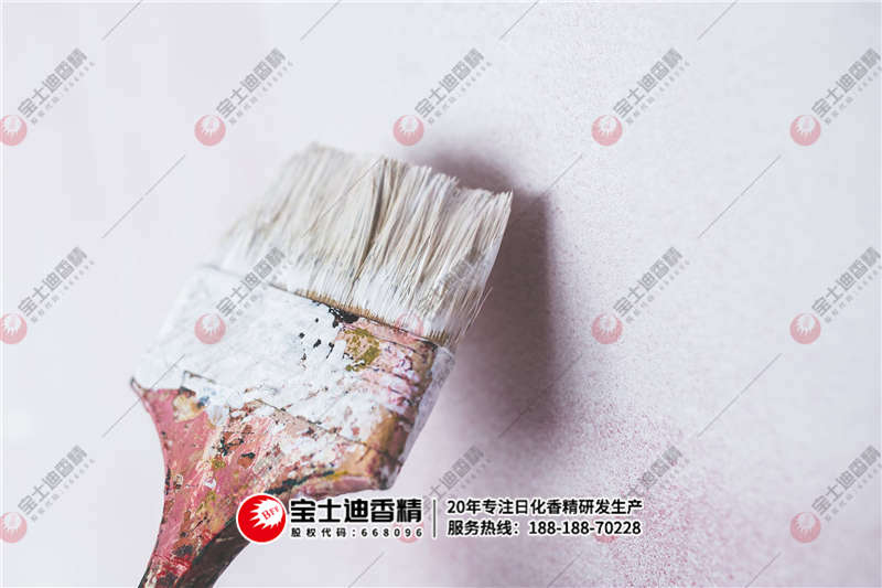 塗（tú）漆（qī）