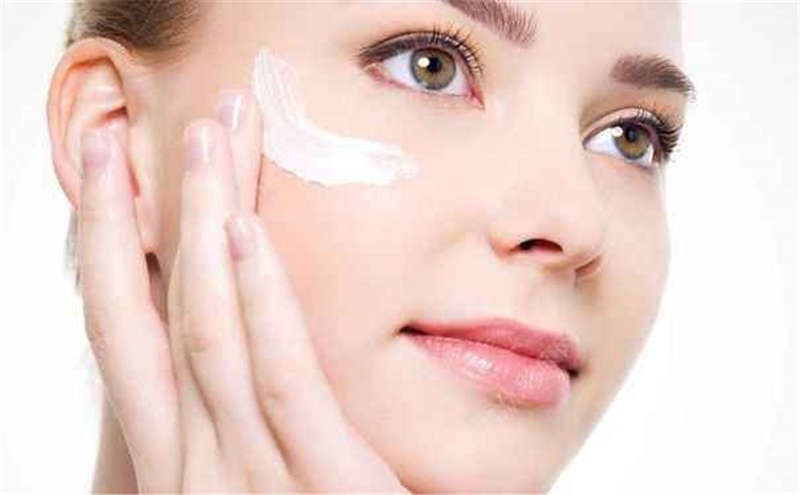 摸臉(liǎn) 摸臉