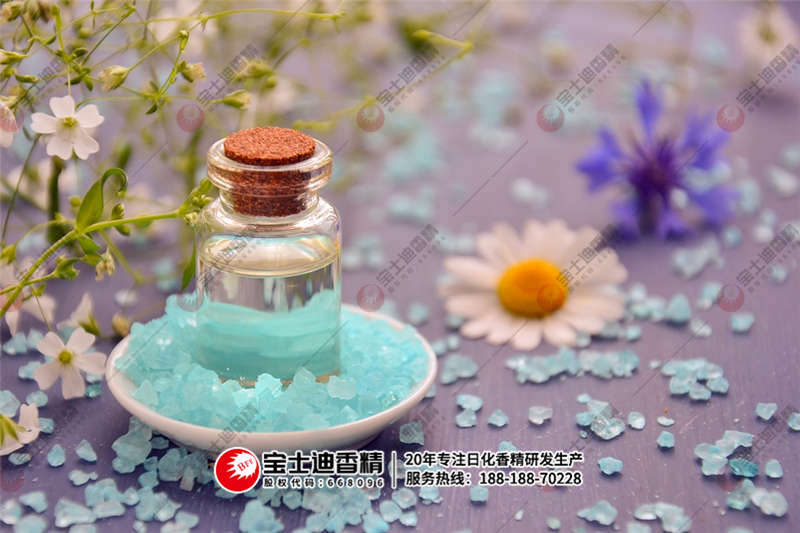 香精 香精(jīng)